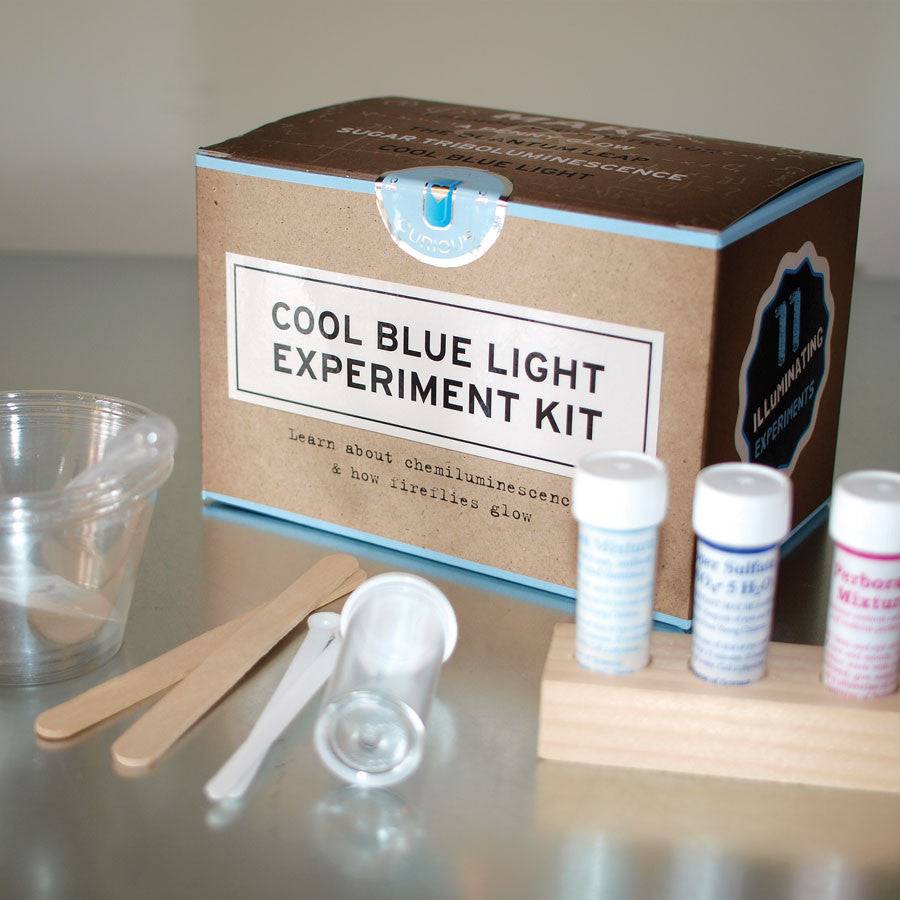 Cool Blue Light Experiment Kit | 11 illuminating experiments